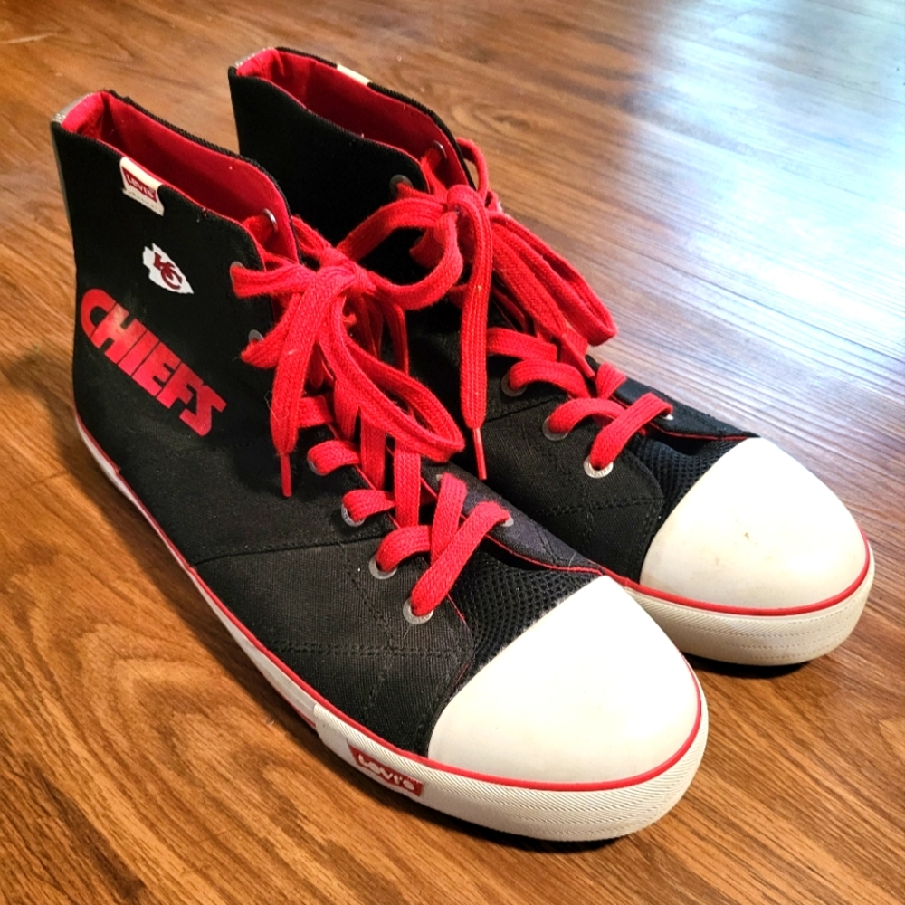 Levi's Kansas City Chiefs shoes